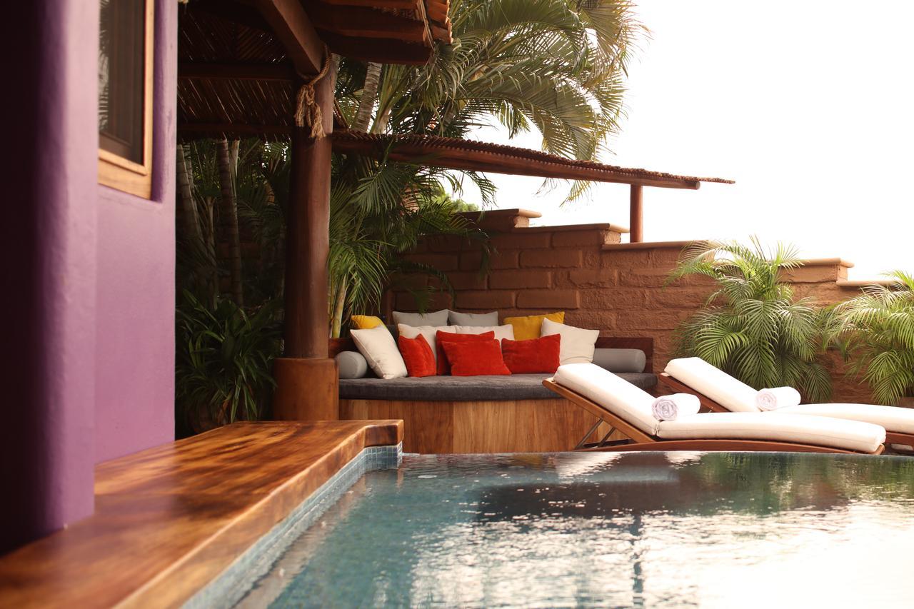 Amuleto Hotel Ixtapa  Buitenkant foto