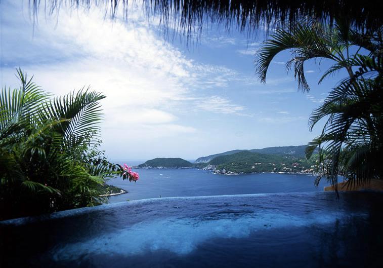 Amuleto Hotel Ixtapa  Buitenkant foto
