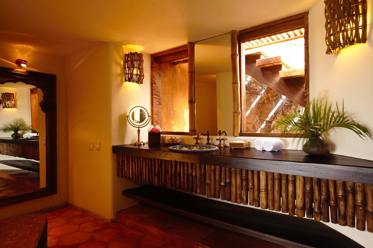 Amuleto Hotel Ixtapa  Buitenkant foto